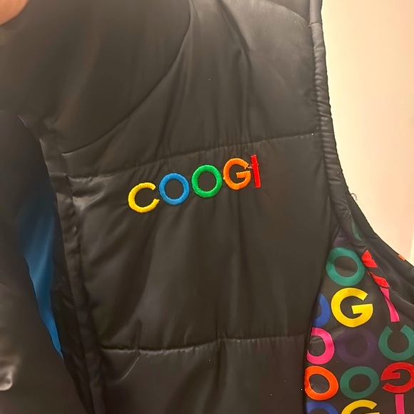 COOGI Puffer Vest - Picture 2 of 11